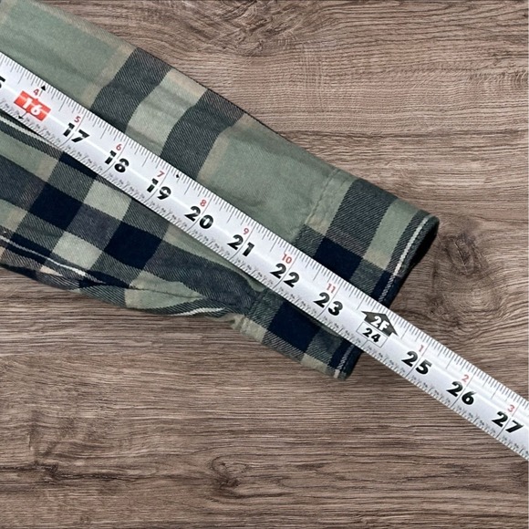 Magellan Outdoors Shirt Womens XL Navy Aqua Plaid Boyfriend Fit Willow‎ Creek - Picture 7 of 16